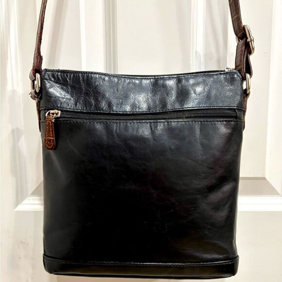 GIANI BERNINI - Florentine Glazed Leather Crossbody/Croco Faux Leather Trim EUC - Picture 2 of 16